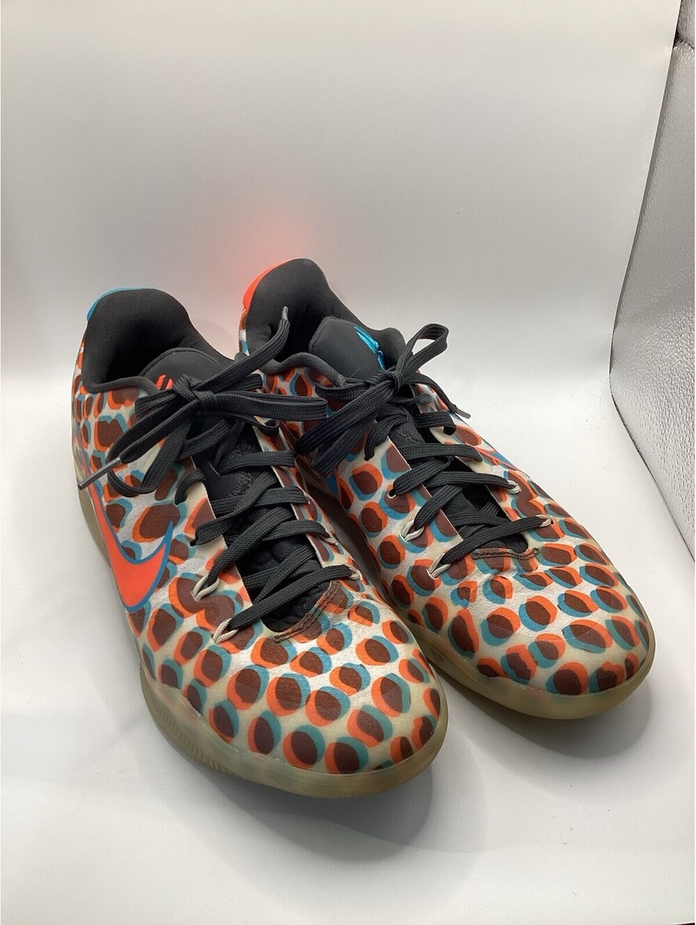 kobe 11 Low 3D Polka Dot Basketball Shoe
